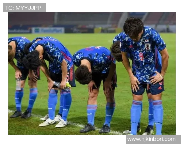 南京足球队在全国锦标赛积分榜上以97分稳居第一名展现强劲实力